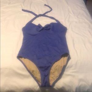 ✨3/$20 Bundle Sale!✨ J.crew swimsuit